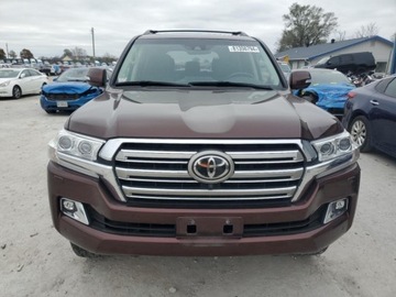 Toyota Land Cruiser VII 2017 Toyota Land Cruiser 2017 5.7l 5.7 Benzyna 381KM, zdjęcie 5