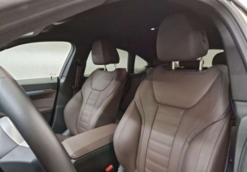 BMW i4 Gran Coupe Facelifting eDrive 40 340KM 2025 BMW i4 eDrive40 Gran Coupe, Hak holowniczy Elektryczny 340KM, zdjęcie 11