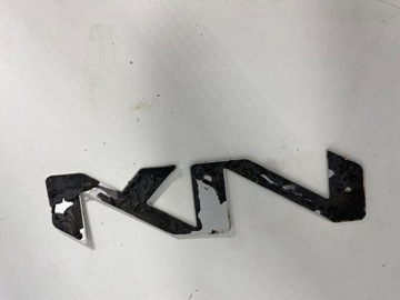 ZNAKY LOGO ZNAK NÁRAZNÍK PŘEDNÍ KIA NIRO II 2023 EU