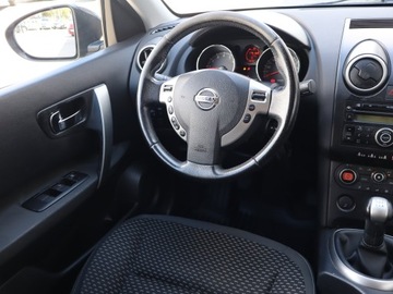 Nissan Qashqai I Crossover 1.6 115KM 2009 Nissan Qashqai+2 1.6 i, 7 miejsc, Klima, zdjęcie 5