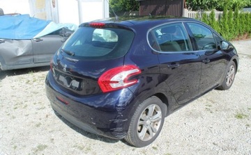 Peugeot 208 I Hatchback 3d 1.6 VTI 120KM 2014 Peugeot 208 1.6 Benzyna 120KM, zdjęcie 4