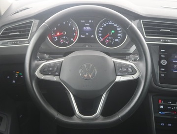 Volkswagen Tiguan II SUV Facelifting 1.5 TSI 150KM 2021 VW Tiguan 1.5 TSI, Salon Polska, 1. Właściciel, zdjęcie 13
