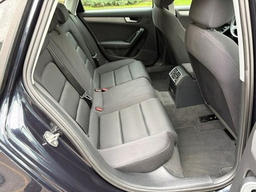 Audi A4 B8 Limousine Facelifting 1.8 TFSI 170KM 2013 Audi A4 Limousine 1.8 benzyna 170 KM manual Xenony, zdjęcie 13