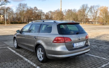 Volkswagen Passat B7 Limousine 1.4 TSI EcoFuel 150KM 2012 Volkswagen Passat Skory Bezwypadkowy 1.4 Benzyna 150KM, zdjęcie 2