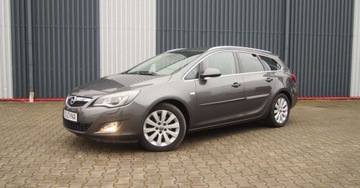 Opel Astra J Sports Tourer 1.6 Turbo ECOTEC 180KM 2011 Opel Astra 1,6TurboBenzyna NAVI Ksenon Alu 17 Niski Udokumentowany Przebieg, zdjęcie 13