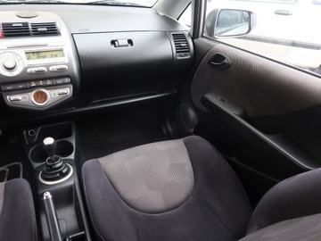 Honda Jazz II 1.4 83KM 2005 Honda Jazz 1.4 i-DSI, HAK, Klima, Klimatronic,ALU, zdjęcie 7