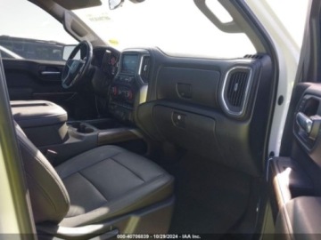 Chevrolet Silverado II 2021 Chevrolet Silverado 2021r., 4x4, 6.2L 6.2 Benzyna 420KM, zdjęcie 8