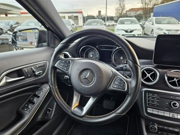 Mercedes GLA I Off-Roader Facelifting 2.0 250 211KM 2018 Mercedes GLA 250 2,0 Benzyna 211KM automat 4 matic, zdjęcie 9
