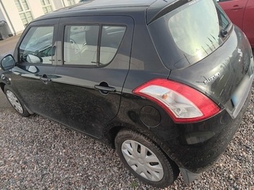 Suzuki Swift V 2016 SUZUKI SWIFT 1.2 benzyna 90 KM uszkodzony, zdjęcie 2
