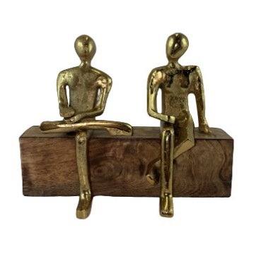 FIGURKA PARA PRZYJACIELE DREWNO ZŁOTO 14CM PREZENT