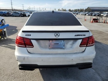 Mercedes Klasa E W212 2014 Mercedes-Benz Klasa E 63 AMG-S 2014 5.5l 5.5 Benzyna 577KM, zdjęcie 2