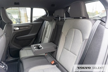Volvo XC40 Crossover Facelifting 2.0 B4 197KM 2024 Volvo XC 40 Volvo XC40 B4 197KM FV23% - Gwaranacja, zdjęcie 16