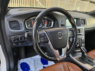 Volvo V60 I Kombi Facelifting 2.0 T6 DRIVE-E  306KM 2015 VOLVO V60 POLESTAR T6 AWD, 3.0l benzyna 330KM * Bezwypadkowy, zdjęcie 8