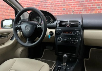 Mercedes Klasa A W169 Coupe 1.5 160 95KM 2009 Mercedes-Benz Klasa A Automat Klima Alu Warszawa gwarancja w cenie VRJD, zdjęcie 5