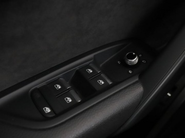 Audi Q5 II 2020 Audi Q5 PHEV S-Line automat 4x4 skóra/alcantara, zdjęcie 35