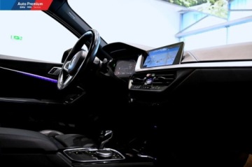 BMW Seria 1 F40 2021 BMW Seria 1 118iFV23LED Fog lightsWysoki polysk Shadow-Line 1.5 136KM, zdjęcie 13