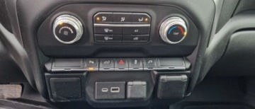  GMC Sierra 5.3 V8 4x4 Kamera Oryg. Lakier 1 Wlasciciel 5.3 Benzyna 355KM, zdjęcie 15