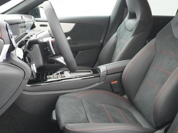 Mercedes CLA C118/X118 Shooting Brake Facelifting 1.3 200 163KM 2025 CLA 200 AMG Line Shooting Brake 1.3 (163KM) 2025, zdjęcie 2