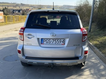 Toyota RAV4 III MPV Facelifting 2.2 D-4D 150KM 2011 Toyota RAV-4 4x4 2.2D 2011 Bogata Wersja Elektryka, zdjęcie 4