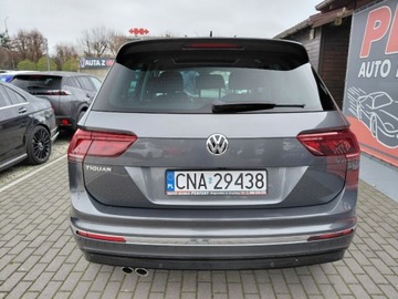 Volkswagen Tiguan II SUV 2.0 TDI 150KM 2018 Volkswagen Tiguan R-Line Kamera El.Klapa Kamera Navi Sensor Elektryka PDC, zdjęcie 5
