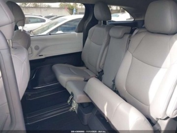 Toyota Sienna III 2025 Toyota Sienna XLE, od ubezpieczalni 2.5 Hybryda 245KM, zdjęcie 10