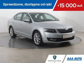 Skoda Octavia III Liftback 2.0 TDI CR DPF 150KM 2014 Skoda Octavia 2.0 TDI, Salon Polska, Navi, Xenon