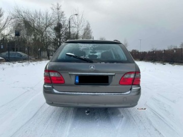 Mercedes Klasa E W211 2007 Mercedes-Benz Klasa E Mercedes-Benz E320 Avantgarde 3,0 D 224KM Zamiana 3.0, zdjęcie 7