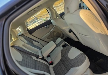 Volvo V40 II Hatchback Facelifting 1.5 T3 152KM 2017 Volvo V40 T3 AUTOMAT 1-Wl Salon Polska 2xOpony 1.5 Benzyna 152KM, zdjęcie 11