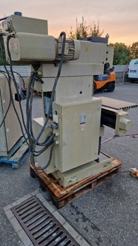 Универсальный фрезерный станок WMW Ruhla VRB 2242 стол 700х400мм приятная орг краска