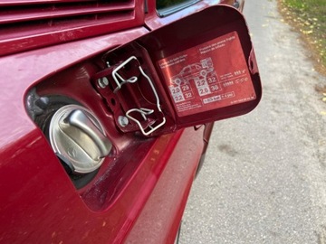 Mercedes 190 1.8 i 109KM 1993 Mercedes-Benz W201 (190) Mercedes Benz 190 1.8 Super Stan 1.8 Benzyna 109KM, zdjęcie 25