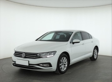 Volkswagen Passat B8 Limousine Facelifting 2.0 TDI SCR 150KM 2021 VW Passat 2.0 TDI, Salon Polska, 1. Właściciel, zdjęcie 1