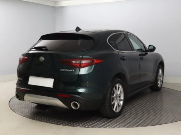 Alfa Romeo Stelvio SUV 2.0 Turbo 200KM 2019 Alfa Romeo Stelvio 2.0 Turbo Q4, Salon Polska, zdjęcie 4