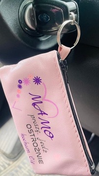 Готовая подарочная коробка-набор для мамы 3в1 Тапочки + ключница ко Дню матери