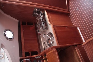 Продается яхта Maxus 33