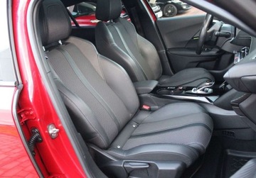 Peugeot 2008 II e-SUV Elektryczny 50kWh 136KM 2020 Peugeot 2008 e-2008 GT Line Elektryczny 136KM, zdjęcie 7