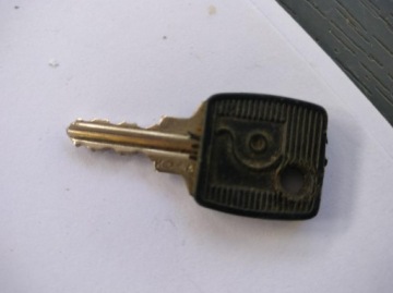 КРЫШКА ТОПЛИВНОГО БАКА ХРОМ OLDTIMER S.G.D.G BREVETE