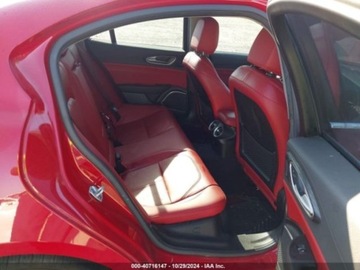 Alfa Romeo Giulia II Sedan Facelifting 2.0 Turbo 280KM 2021 Alfa Romeo Giulia 2021r., 2.0l, od ubezpieczalni 2.0 Benzyna 280KM, zdjęcie 9