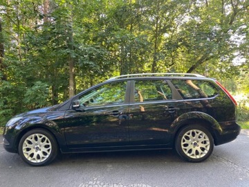 Ford Focus II Focus C-Max 1.6 i 16V Ti-VCT 115KM 2009 Ford Focus Ford Focus 1.6 Kombi Klimatyzacja KeyLess 1.6 Benzyna 116KM, zdjęcie 2