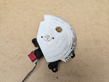 MOTOREK RADIÁTORU TOYOTA AURIS I 2006-2012