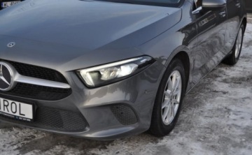 Mercedes Klasa A W177/V177 Hatchback 1.3 200 163KM 2018 Mercedes-Benz Klasa A A200 Automat Benzyna Kamera Nawigacja 1.3 Benzyna, zdjęcie 31