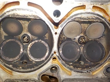 AUDI A4 B7 A6 C6 2.0 TFSI BWE HLAVA MOTORU 06F103373