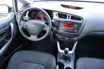 Kia Ceed II Hatchback 5d 1.4 CRDi 90KM 2012 Kia Ceed 1.4 CRDi, Salon Polska, Serwis ASO, zdjęcie 6