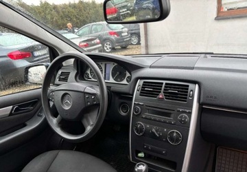Mercedes Klasa B W245 180 CDI 109KM 2008 Mercedes-Benz Klasa B 2008r. 2.0 Diesel 109KM, zdjęcie 10