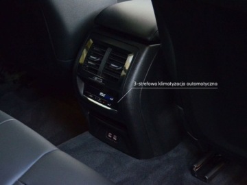 BMW X4 G02 SUV Facelifting 2.0 20d 190KM 2024 BMW X4 BMW X4 xDrive20d 2.0 Diesel 190KM, zdjęcie 26