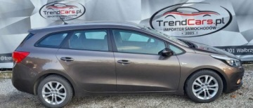 Kia Ceed II Kombi 1.6 CRDi 128KM 2013 Kia Ceed 1.6 128 KM bezwypadkowa zarejestrowana oryginalny przebieg 1.6, zdjęcie 3