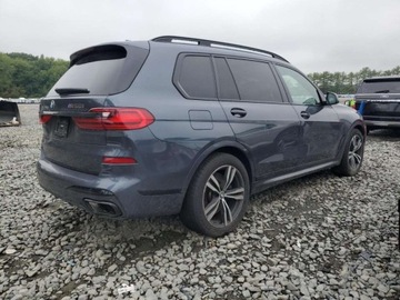 BMW X7 2022 BMW X7 M50i 2022 4.4l 4.4 Benzyna 523KM, zdjęcie 3