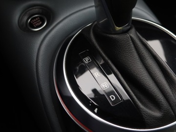 Nissan Juke II Crossover 1.0 DIG-T 117KM 2020 Nissan Juke 1.0 DIG-T, Salon Polska, Serwis ASO, zdjęcie 15