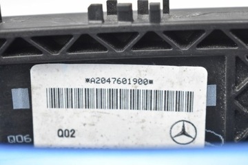 KLIKA DVEŘE LEVÝ PŘEDNÍ MERCEDES W176 A180 12-