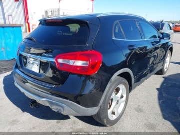 Mercedes GLA I 2018 Mercedes-Benz GLA 2018 MERCEDES-BENZ GLA 250 4MATIC 2.0 Benzyna 308KM, zdjęcie 2