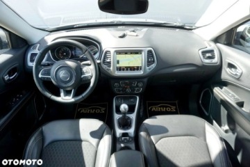 Jeep Compass II SUV 1.4 MultiAir 140KM 2020 Jeep Compass Jeep Compass 1.4 Benzyna 140KM, zdjęcie 1